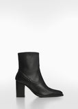Botin Laly