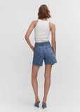 Short Luccia