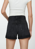 Short Mom80
