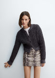 Falda Kourtney