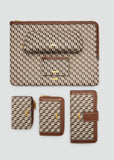 Estuche Ivan